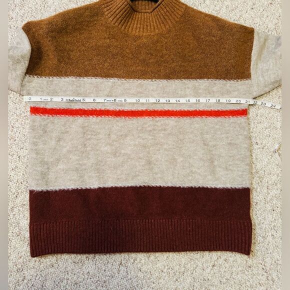 Universal Thread sweater size Medium NWOT - Picture 8 of 8